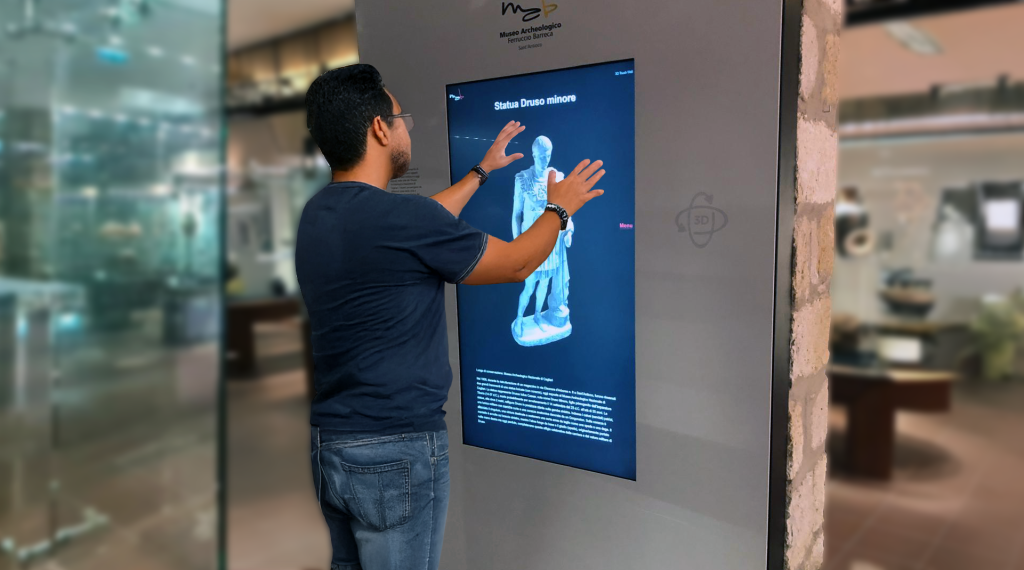 Totem touch screen
